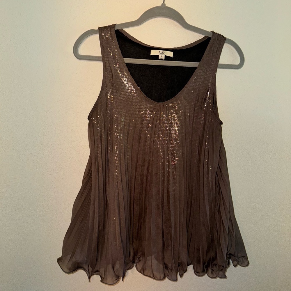 Ya Los Angeles Sleeveless Pleated Sheer Top with Sequin Lining - Picture 7 of 15